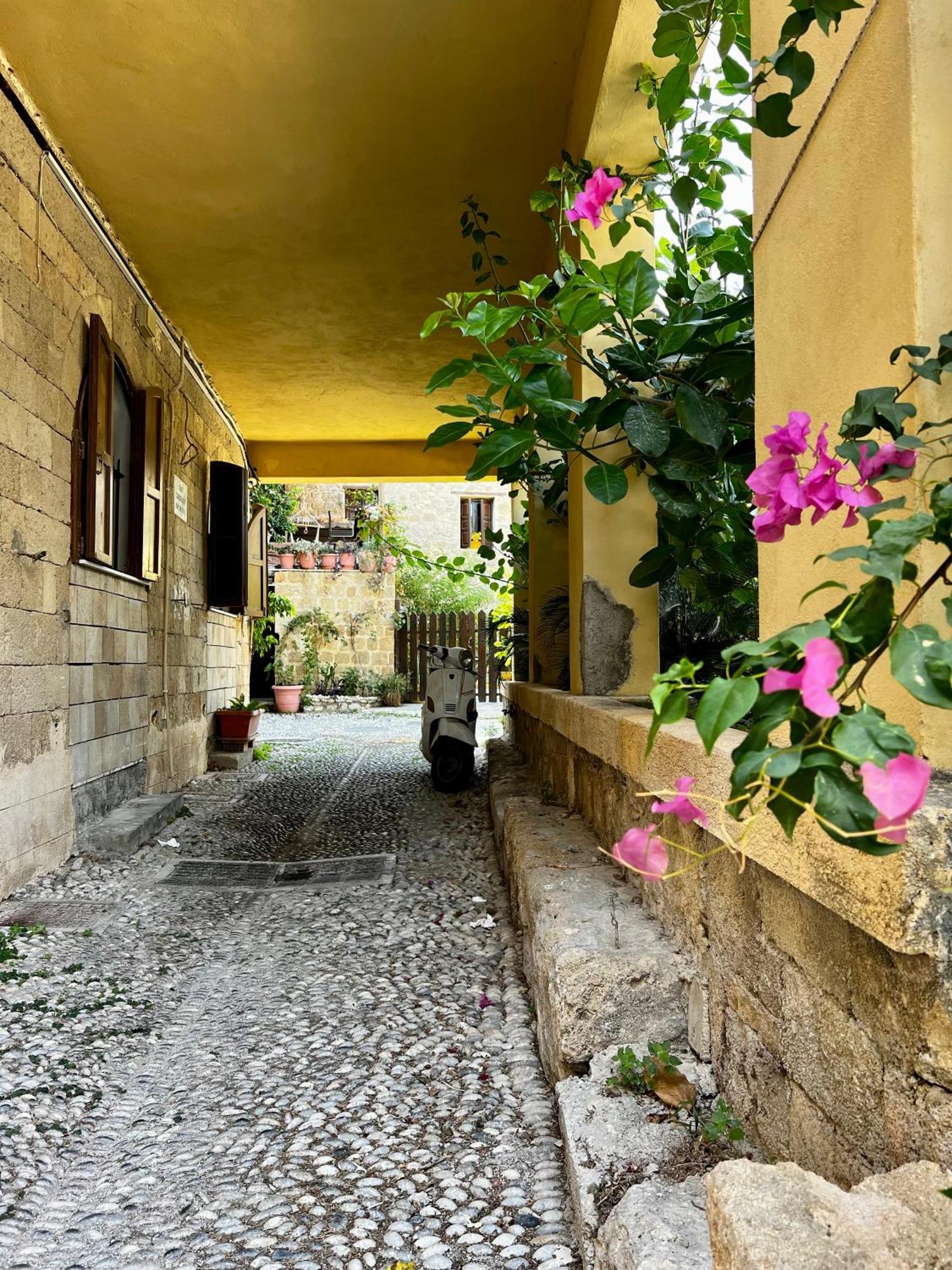 The Knight And The Pomegranate - Luxury Medieval Villa Rhodes City 외부 사진